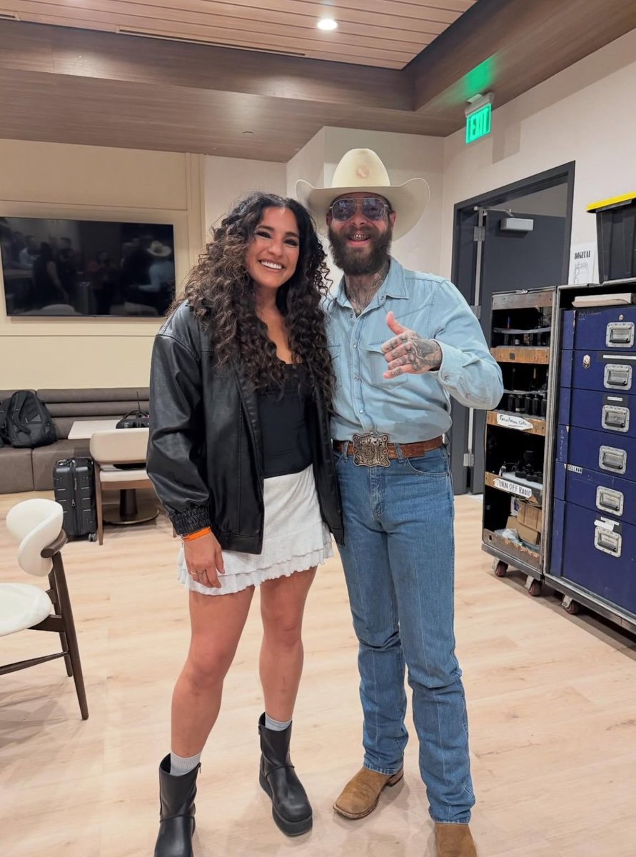 Raquelwalker's tweet image. Hello