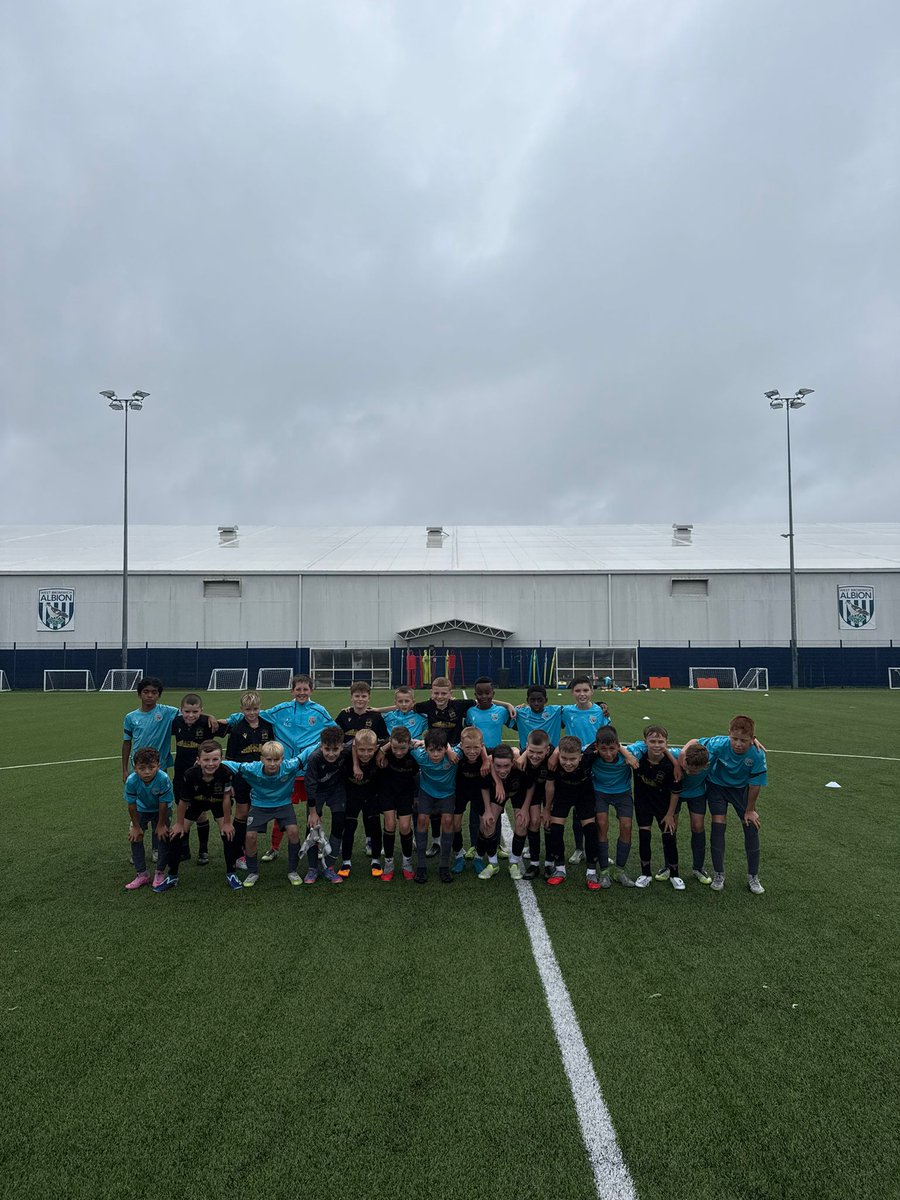 Linfield FC Academy tweet media