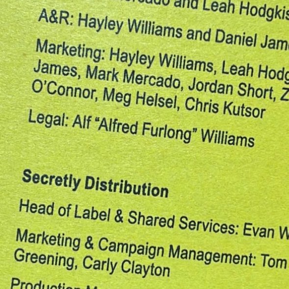 growupsometimez's tweet image. bro wait why is alf the legal team. look at my lawyer dawg im going to JAIL😭😭😭