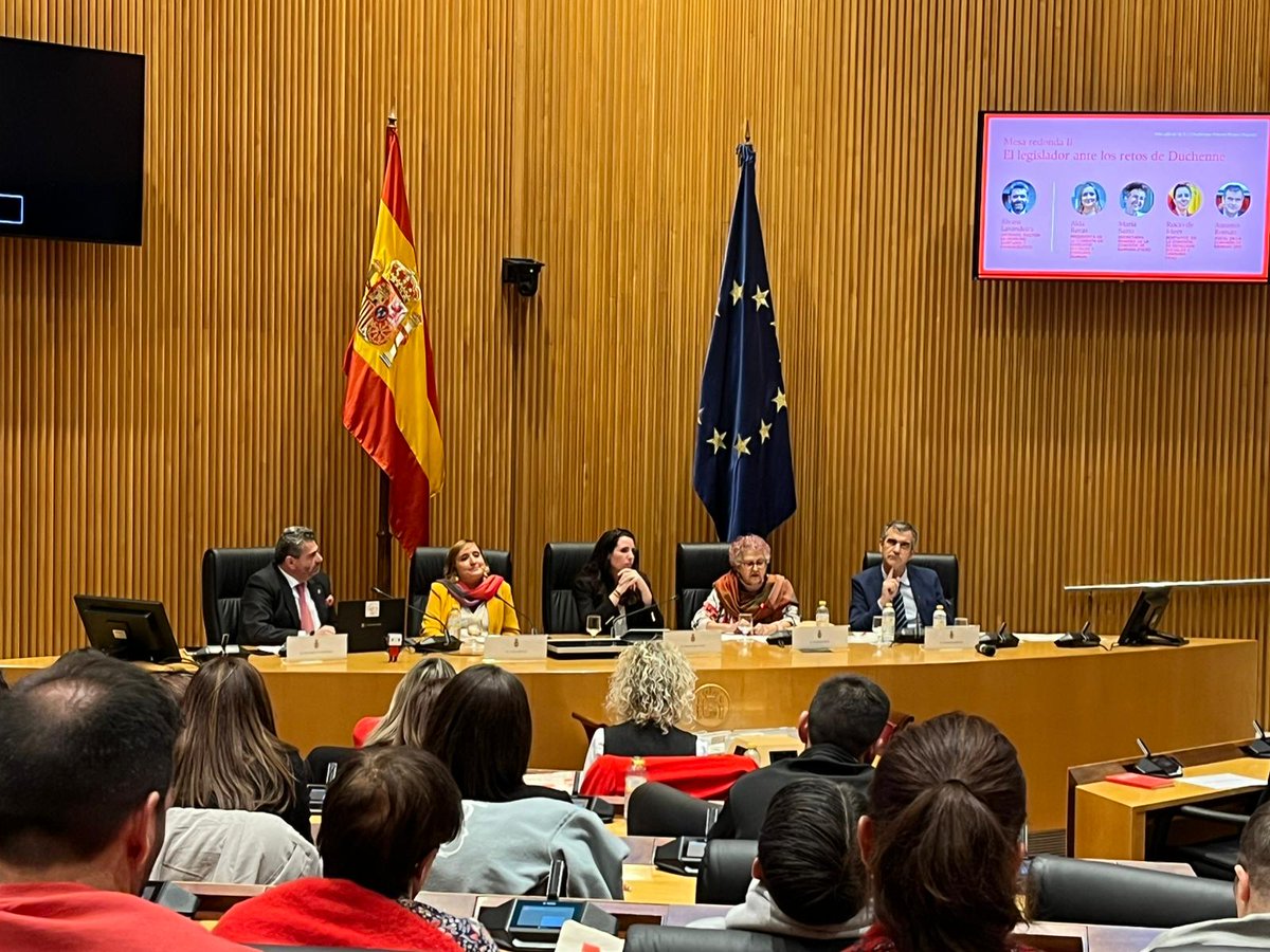 Hoy hemos acompañado a @DuchenneSpain en el <a href="/Congreso_Es/">Congreso</a> para dar voz a quienes conviven con #Duchenne y #Becker💚

Nuestro compromiso es claro: trabajar juntos para garantizar una atención integral y una vida con más oportunidades

📌 #MásAlláDeLaX #EERR f.mtr.cool/cmcshtybck