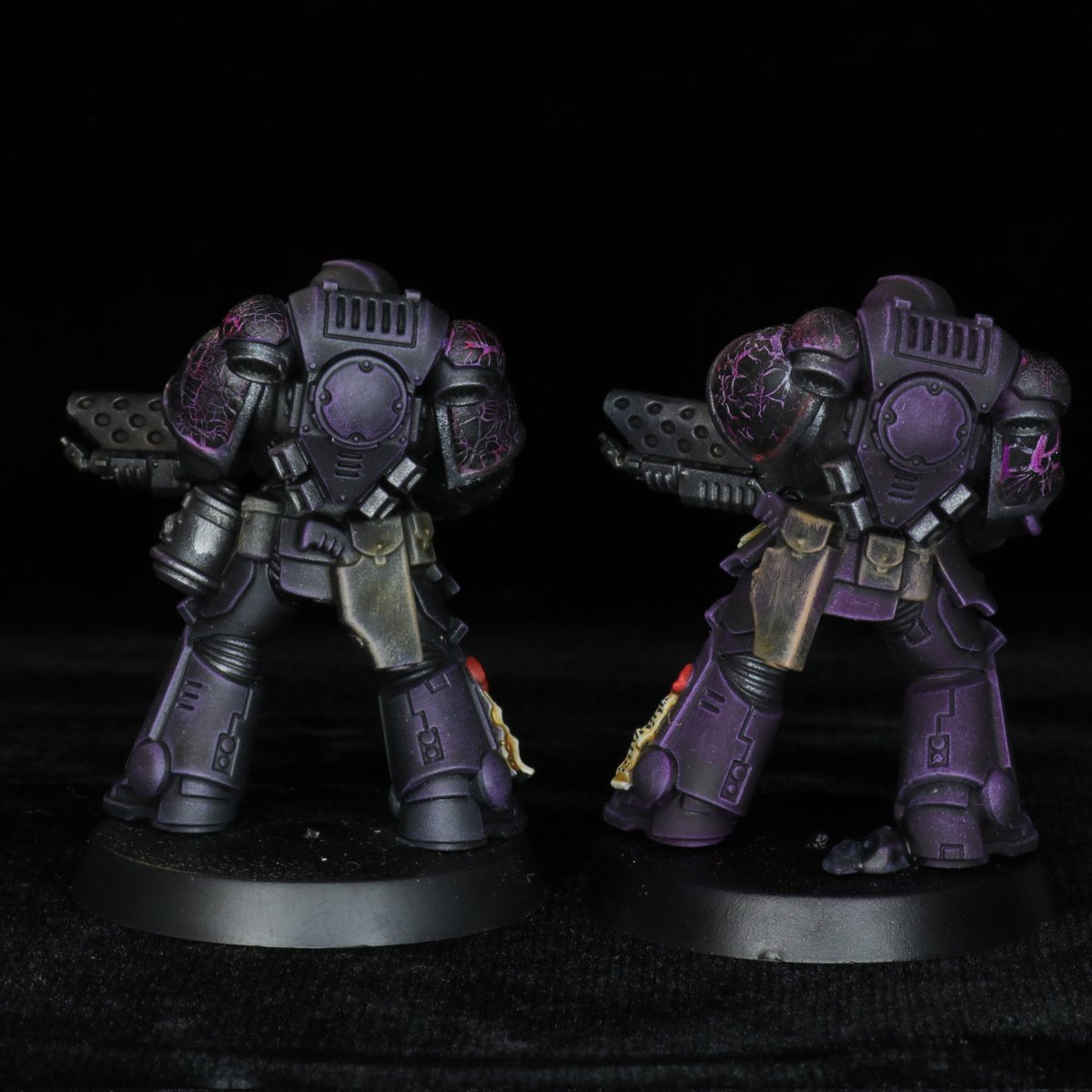 DjombaGorath's tweet image. Working on a new Chapter, which one do you prefer, purple 🟣 or black ⚫?
#SpaceMarines 
#WarhammerCommunity
#Warmongers
#PaintingWarhammer
#Warhammer40k #Warhammer
#miniature #miniaturepainting 
@warhammer