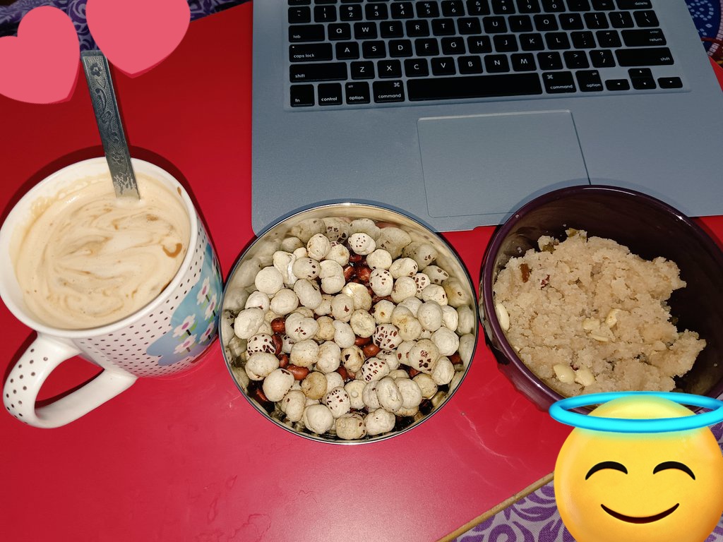 DrKumudDwivedi's tweet image. Because great ideas (and hunger) don’t follow office hours 🌙
Fueling productivity one bite (and byte) at a time. 
#WorkMode #SnackMode