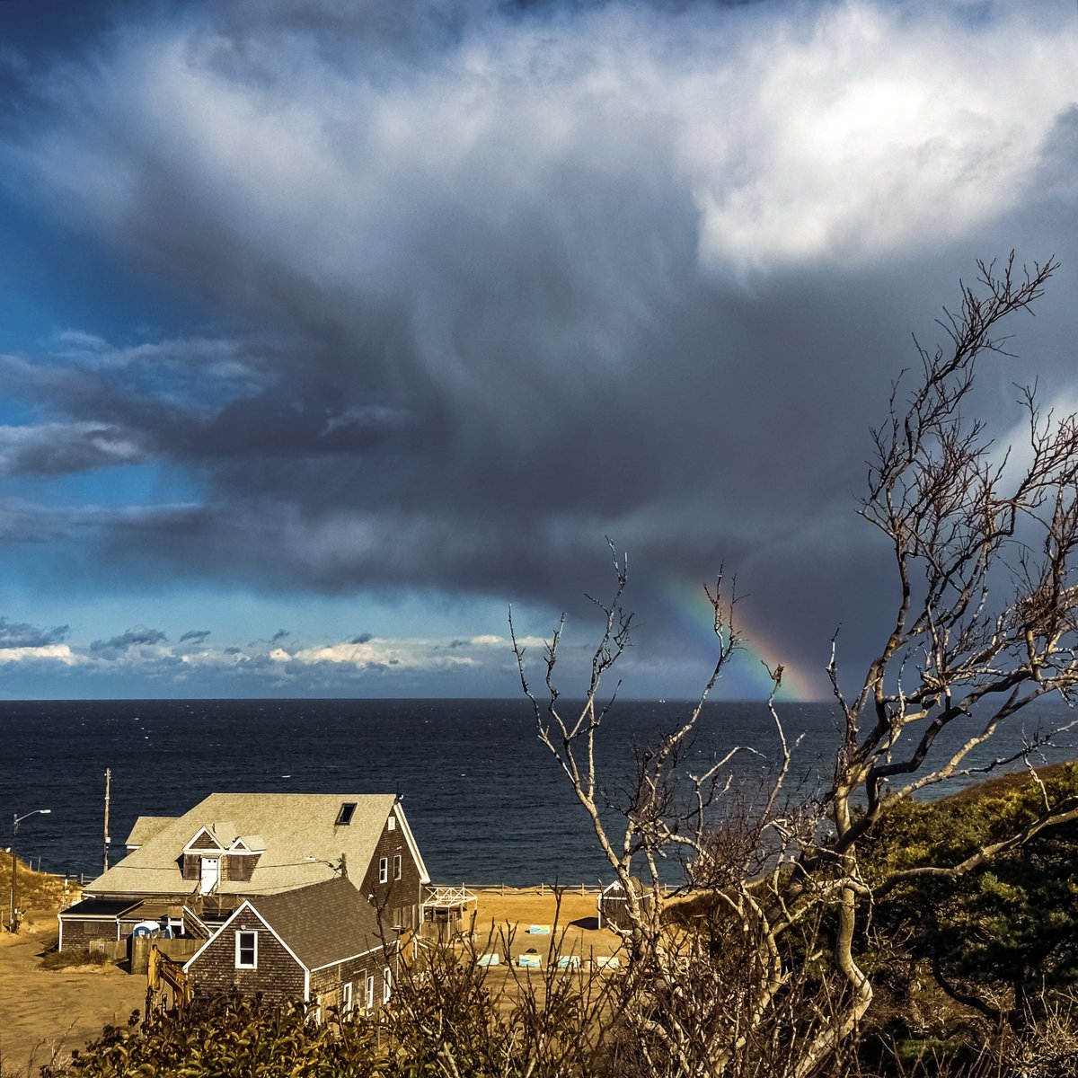 dariusaniunas's tweet image. After the rain 🌧️ 
Cahoon Hollow beach, Wellfleet. #capecod #weather