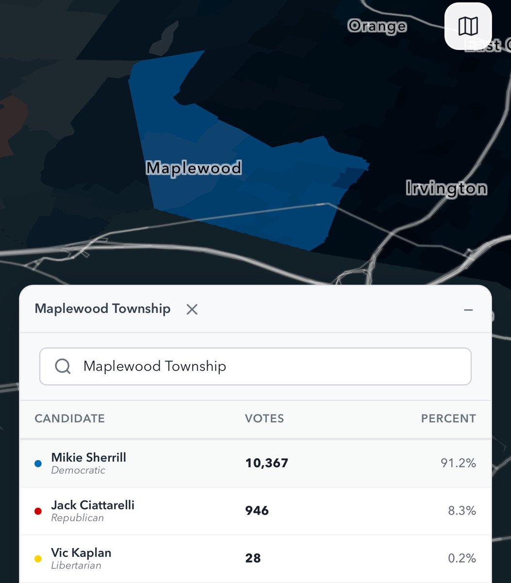 umichvoter's tweet photo. Just when you thought Maplewood can't get possibly any more bluer https://t.co/2Ui84H3YzP