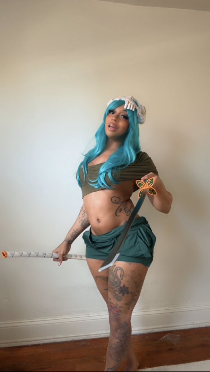 IcyPryncess's tweet image. My own Nel Tu Cosplay….mainly cuz I got tos shades of green and couldn’t sew them together 🥲🥲😅 #Trailanderror #bleachcosplay #neltucosplay