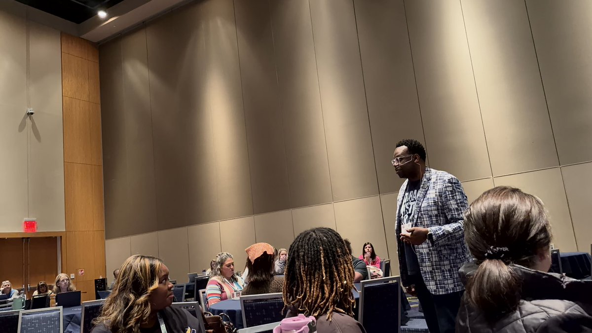 MrsMathTech's tweet image. Enjoyed @AskAdam3 session on connecting old school style!! lots of great ideas … fun engaging session @GaETConf!