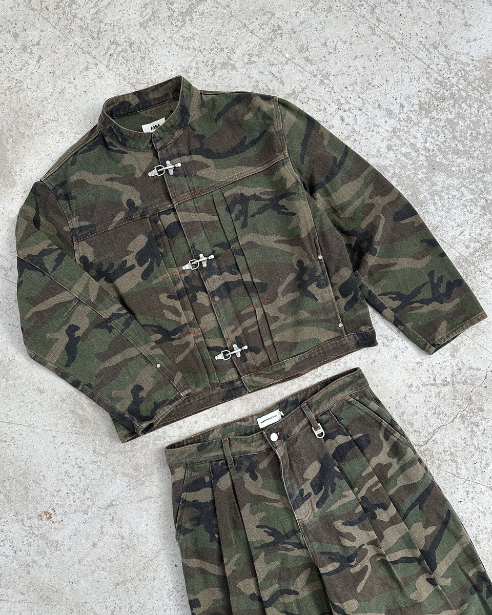 hwacrew's tweet photo. 🔥 or 🔥🔥 ? Onigiri Camo Set by HWA 
11/11 7pm Cet https://t.co/Gi0Q6zH0Jn