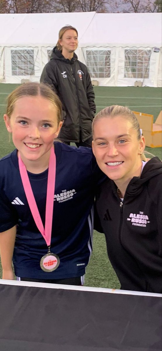 niagara52's tweet photo. Thank you so much @alessiarusso7 !! My daughter was buzzing to meet you at the girls Alessia Cup for your foundation - keep up the great work. https://t.co/kfGvmGXoNo