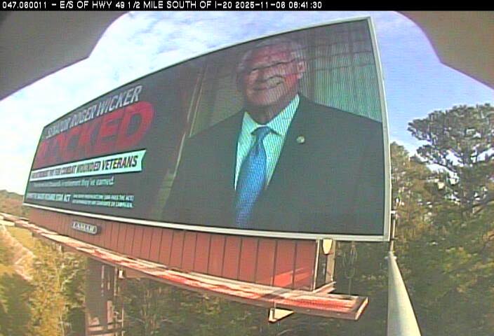passmajstaract's tweet photo. Billboards are live in Jackson Mississippi! #MajorRichardStarAct #EndtheWoundedVeteranTax https://t.co/Q4zlpoWA4j