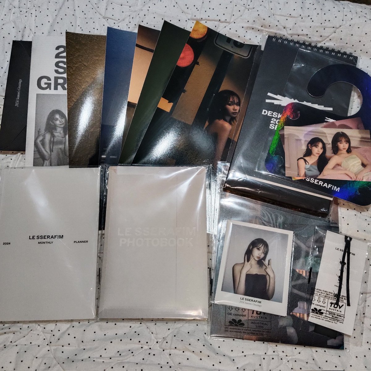 aina | quitting sale! tweet media