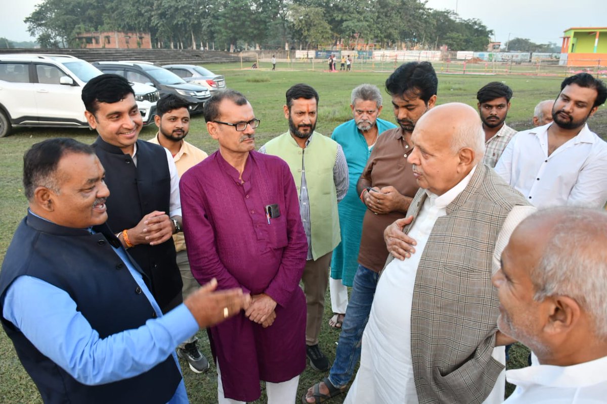 prateektmp's tweet image. #बिहार_विधानसभा_चुनाव_2025 
उत्तर प्रदेश के लोकप्रिय मुख्यमंत्री श्री योगी आदित्यनाथ जी की कल लौरिया विधानसभा में होने वाली विशाल आम सभा की तैयारियों को लेकर कार्यक्रम स्थल पर उत्तर प्रदेश शासन के कृषि मंत्री श्री सूर्य प्रताप शाही जी व क्षेत्रीय वरिष्ठ भाजपा नेताओं के साथ