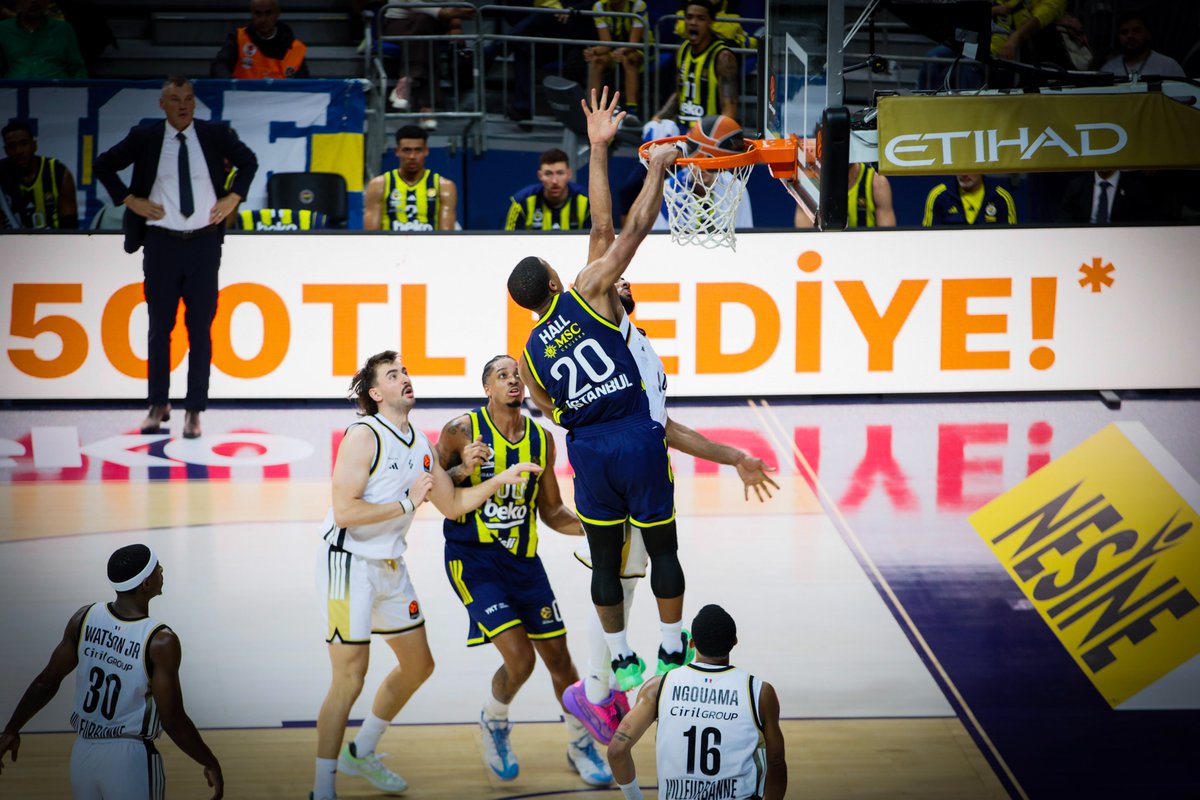 That moment. 

#YellowLegacy #EuroLeague