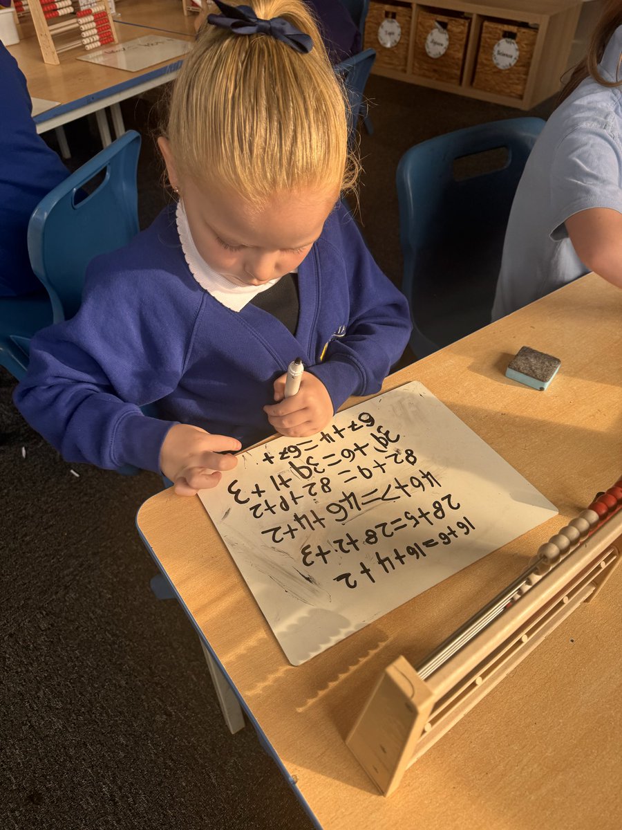 MissSmith2MS's tweet photo. Maths Today 🧮 https://t.co/tXnZ89Xyjk
