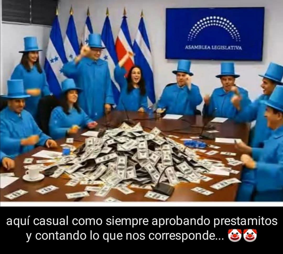 AdrianKhota's tweet photo. @TaniaMe87235747 Estos mierdas van para afuera!!! La asamblea ahora sera equilibrada!!! https://t.co/RhUOEH1ZFi
