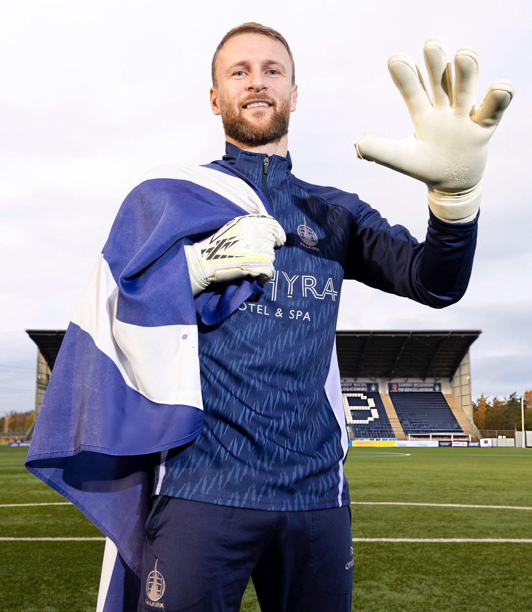 FalkirkfcSS's tweet image. It’s Bain too long… but he’s back where he belongs! 🏴󠁧󠁢󠁳󠁣󠁴󠁿🙌
 We’re all really chuft for FALKIRK goalkeeper Scott Bain on his Scotland call-up — flying the flag high at the Falkirk Stadium 🏴󠁧󠁢󠁳󠁣󠁴󠁿🧤 #Bainiac #Scotland #Falkirk #Scotland