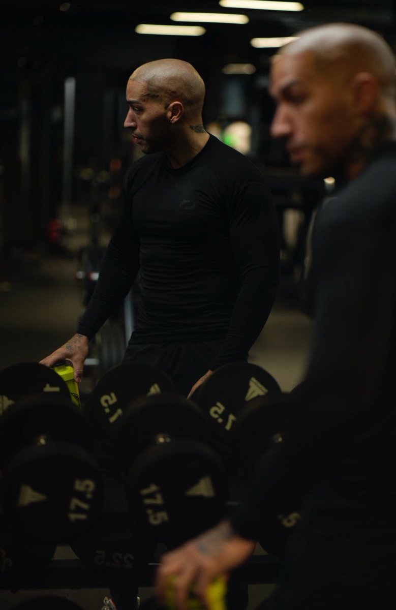 Built from focus, not hype 📈
The day you stop chasing it, you start losing it.

10xathletic.com/discount/DJ10X…

#Mindset #GymGrind #Focus #Discipline #Motivation #NoExcuses #BuiltNotBought #Entrepreneur  #GymLife #StayHungry