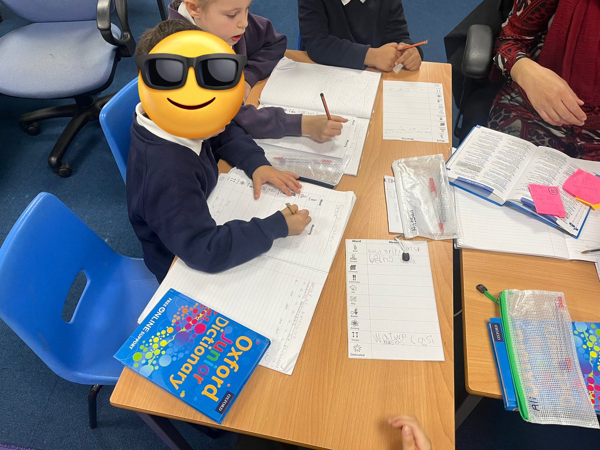 MrAlexanderBF's tweet photo. Life skills were learned today as the children learned how to look for definitions from words in the new modelled text  in a dictionary! Great effort in English! 📖 https://t.co/LpRlCN22lx