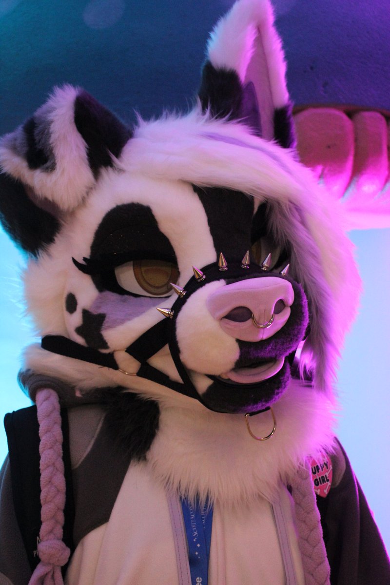 Bark bark bark 

🧵: <a href="/MadeByMercury/">Made By Mercury</a> 
📸: <a href="/K__DWG/">K-DWG | 🔞 | Coms closed</a>