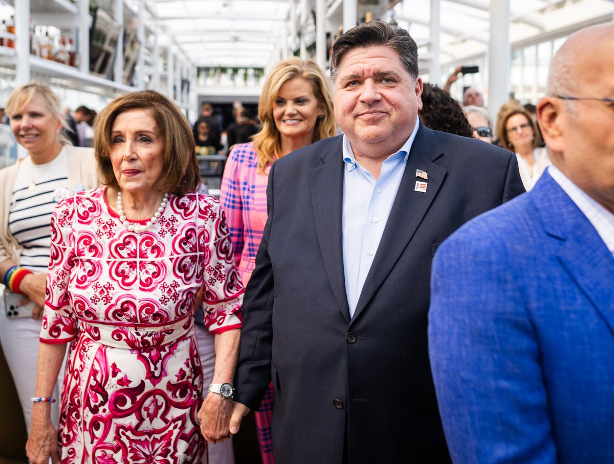JBPritzker's tweet image. Nancy Pelosi showed the world what determined, principled leadership looks like.

She’s inspired countless public servants—including me—to fight for what’s right and never back down. Thank you Madam Speaker, for dedicating your career to serving our nation.