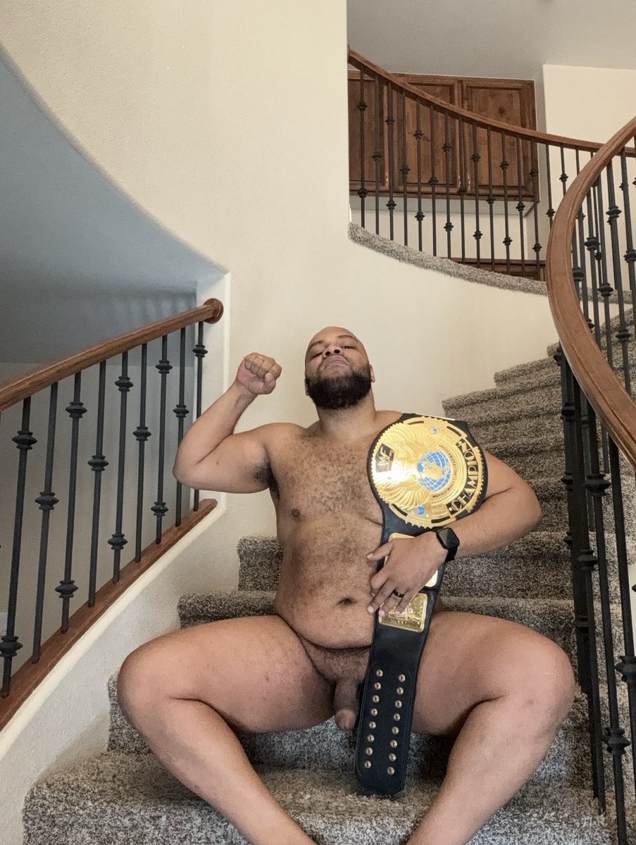 The champ is here 💪🏽