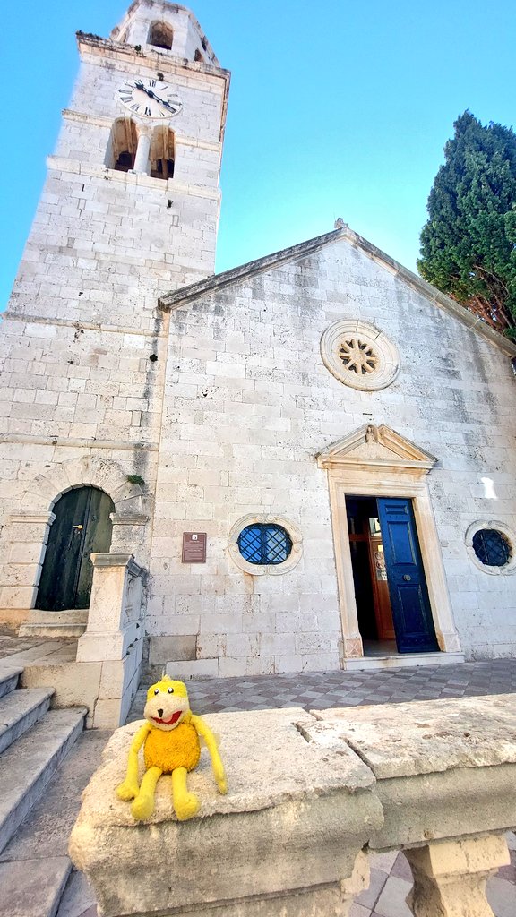TheRealFlatEric's tweet photo. You're a saint Flat Eric for visiting another church.
This 16th century baroque Church of St. Nicholas in Cavtat, Croatia, overlooks the seaside promenade and faces the harbor, which is lined with shops and restaurants.

Let's shop for souvenirs now and have lunch!

#travelblog https://t.co/JrwBrGZWBZ