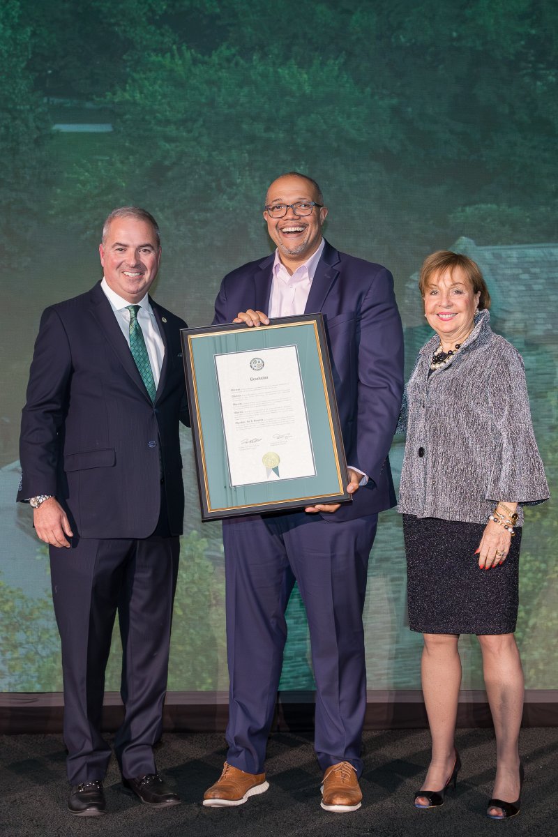 MCB Real Estate tweet media