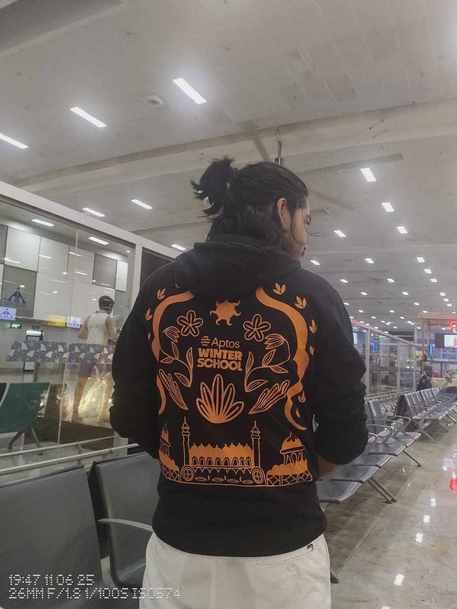 ZoroTheBuilder's tweet image. Rocking the Aptos Winter School Hoodie 🧡