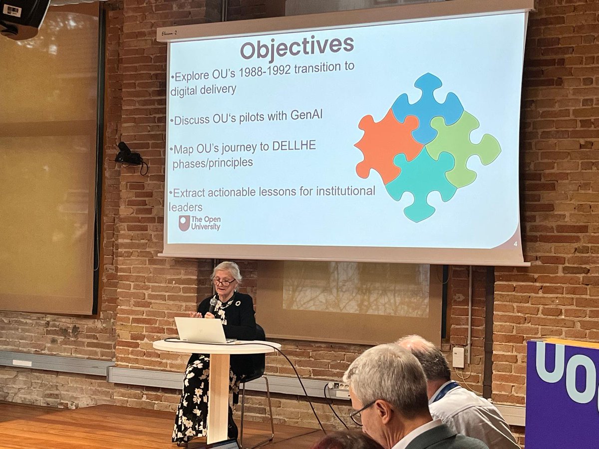 edulabTIC's tweet image. 🚀Day 2 of @EDEN_DLE Digital Education Leadership Academy at @UOCuniversity!

💭Today we learned more about how to tackle #digitaltransformation challenges with Ale Armellini, Denise Whitelock, Deborah Arnold and #Edulab professors @jduart and @albert_sangra 

#researchUOC #EDEN