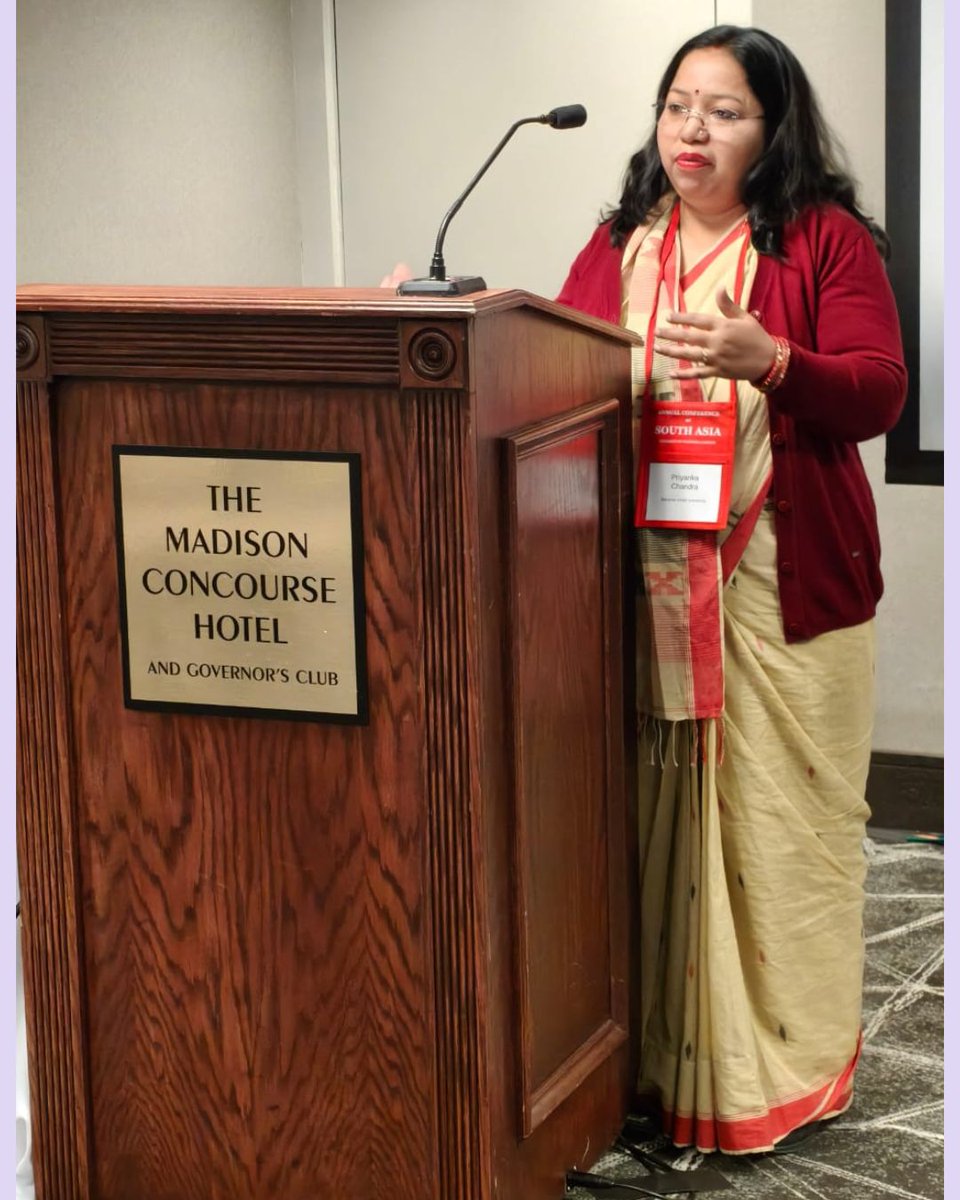 Bharatkalab_Bhu's tweet photo. Bharat Kala Bhavan, Banaras Hindu University, is pleased to announce the presentation of a research paper titled ‘Royal Court Culture and Museums: Cotton Tentage in the Bharat Kala Bhavan Collection, Varanasi’ by Dr. Priyanka Chandra, Assistant Curator, Textiles &amp; Decorative Arts https://t.co/eTX7uD5LSY