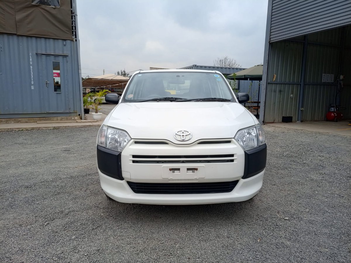 PeachCarsKE's tweet image. 2020 TOYOTA PROBOX (KDT)
Known for its durability and low maintenance costs, this #Probox combines impressive fuel economy with a spacious interior and generous cargo capacity.
● 1490cc
● Automatic
● Petrol
● 2WD
● Duty paid

💰 Ksh 1,320,000
🔗 peachcars.co.ke/cars/kdt-toyot……