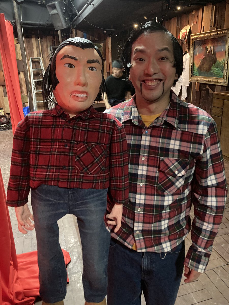 yutobox's tweet photo. 一生懸命居酒屋でとくさんのために働くしかないですね(￣▽￣)
今回『少女仮面』では人形役という人間ではない役😆しかもソロの歌があるという初めての経験でした^ ^
改めて写真を見ると気持ち悪いなぁと自分でも思います（笑）しかも下手な歌まで披露してすいません😆なんだかんだ私は楽しかったです https://t.co/jj9ICFjTR1