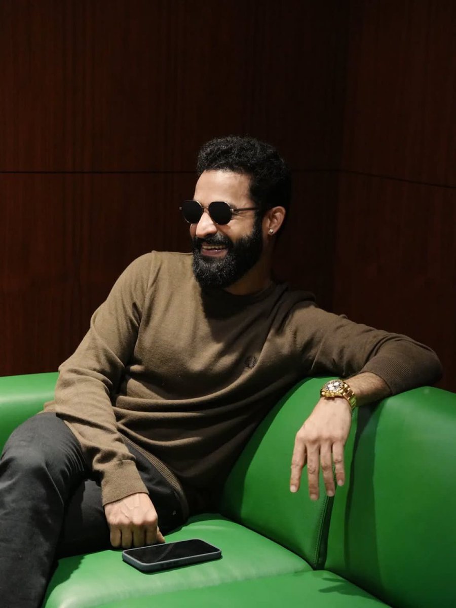 Killer smile 🙀🐯❤️
<a href="/tarak9999/">Jr NTR</a> #NTRNeel #ManOfMassesNTR #Dragon