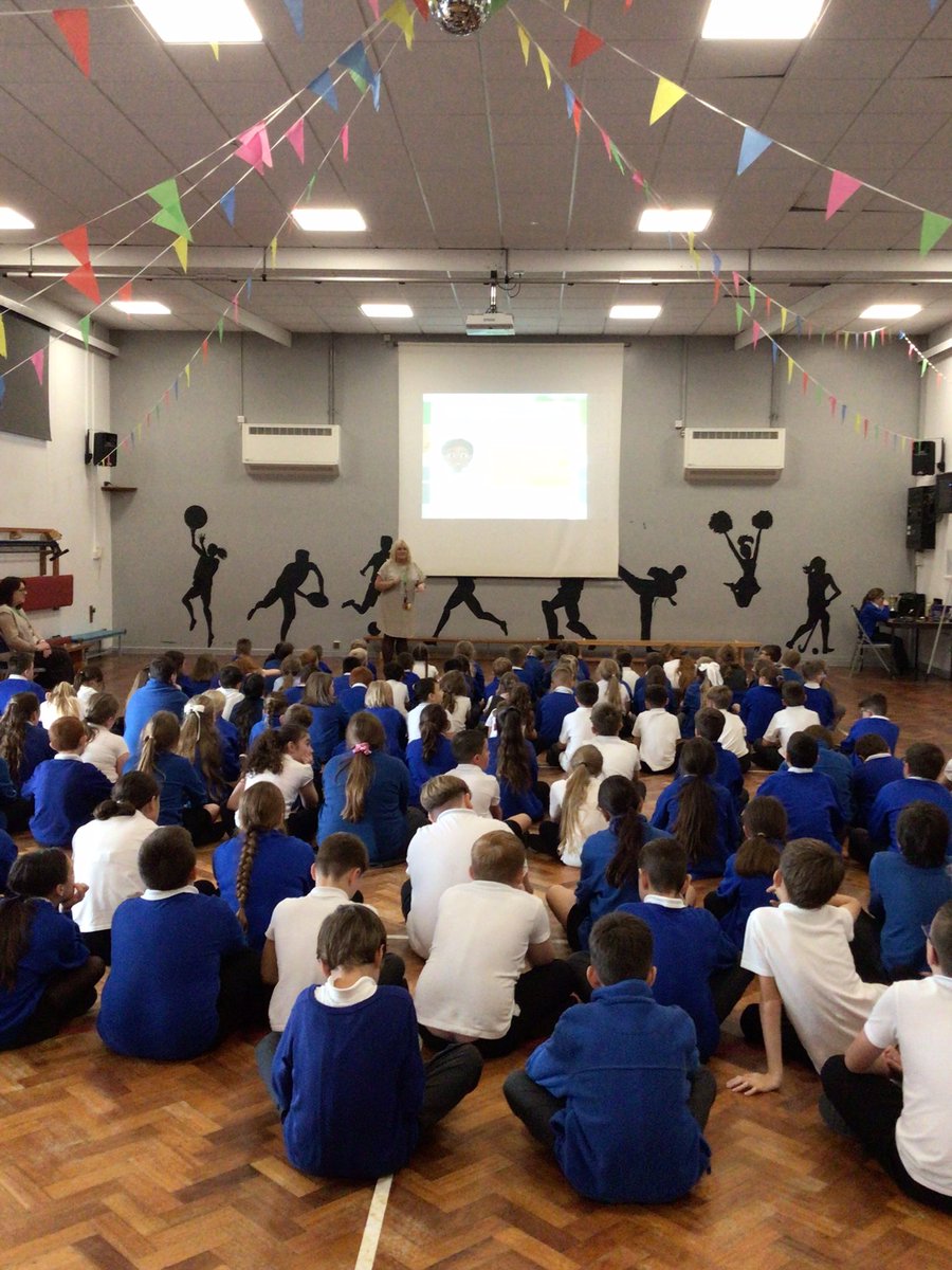 The children in KS2 have been learning all about stranger danger in their safeguarding assembly this afternoon #TeamCastleHills <a href="/LegerEdTrust/">Leger Education Trust</a> <a href="/CastleHillsScaw/">Castle Hills Primary Academy</a>