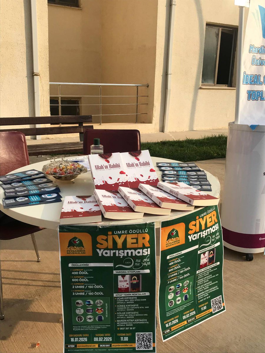 ideal_genclik47's tweet photo. Bugün siyer sınavı standımızı Edebiyat Fakültesi önünde açtık.
Yarın standımıza uğramak için son gün😉 
Sağlık bilimleri fakültesi önünde olacağız. Kayıt yapmak isteyen hanım kardeşlerimizi bekleriz... https://t.co/FS8gTxLkay