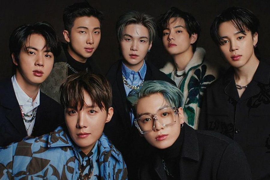 #DAY6 now join BTS as the only Male Group to have multiple songs spending 100 weeks on Circle Digital Chart Top 100!

You Were Beautiful - 101* (still charting at #46)
Time of Our Life - 100* (still charting at #37)

<a href="/day6official/">DAY6</a> #데이식스