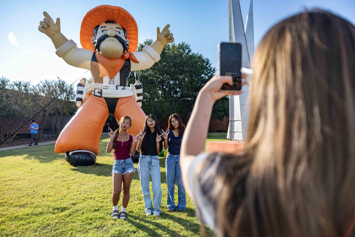 OSUIT's tweet photo. See where hard work turns into a career.
Tour OSUIT and get a firsthand look at the labs, tools, and people building Oklahoma’s next generation of industry leaders.
Schedule your visit → https://t.co/xOKTxMzCFd
#OSUIT #GoPokes #CowboyCode https://t.co/TvhIqJk0nM
