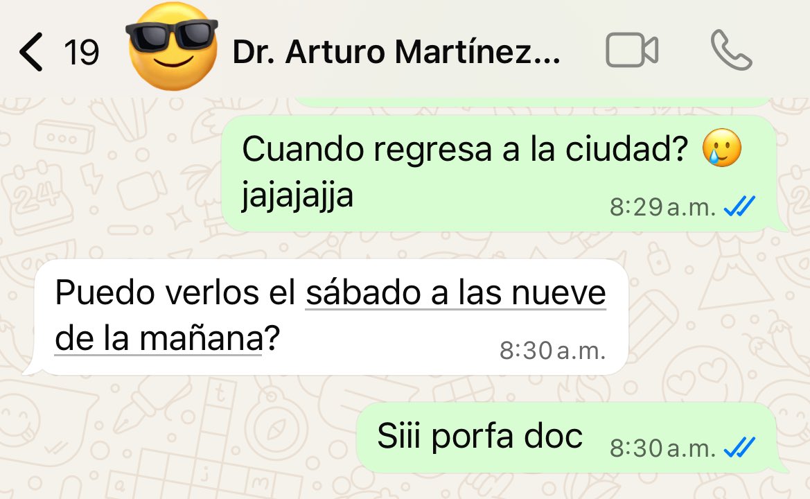 leslieangulo's tweet photo. Serían yo? Molestando al pediatra en sus vacaciones?

O sea si yo pudiera me iría a vivir al lado de su casa jajajajajajaj https://t.co/78l1Iz2gaw