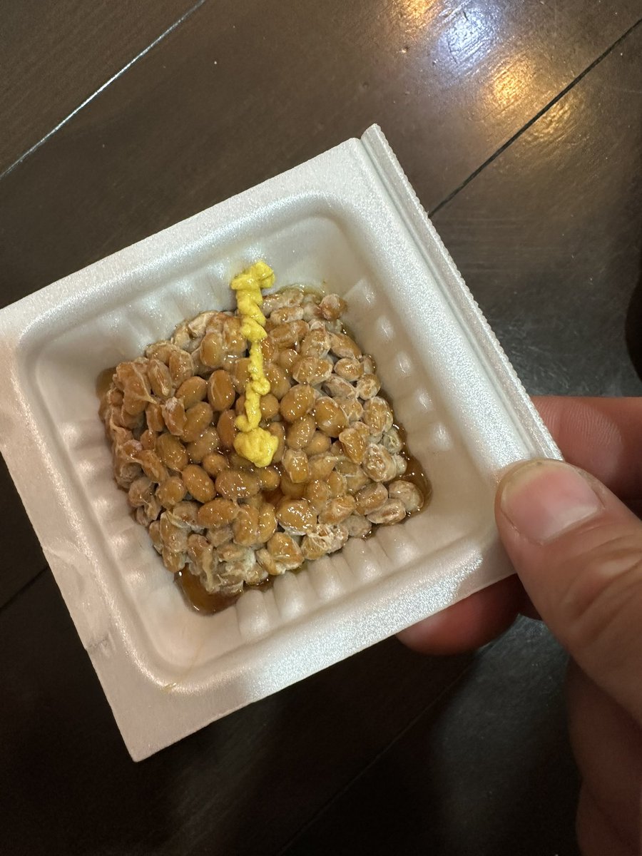 Q3zNo's tweet photo. 17日目、本日米を炊き忘れた為納豆のみ食べます🫡
どんなに忙しくても必ず納豆食います！
まだいけますやります！
#納豆生活 https://t.co/vUwVaFQDem