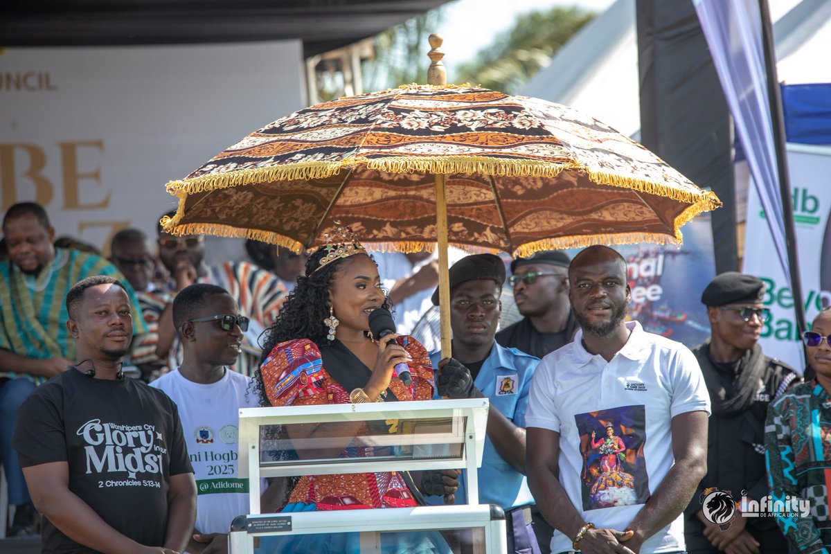 etornam_gmb2025's tweet photo. Beautiful Moments Captured @Hogbetsotsoza2025

#QueenEtornamGMB2025 #EdzoLeMe #FireQueen #Nekatse #Neho @tv3_ghana https://t.co/7sp37GsFNI