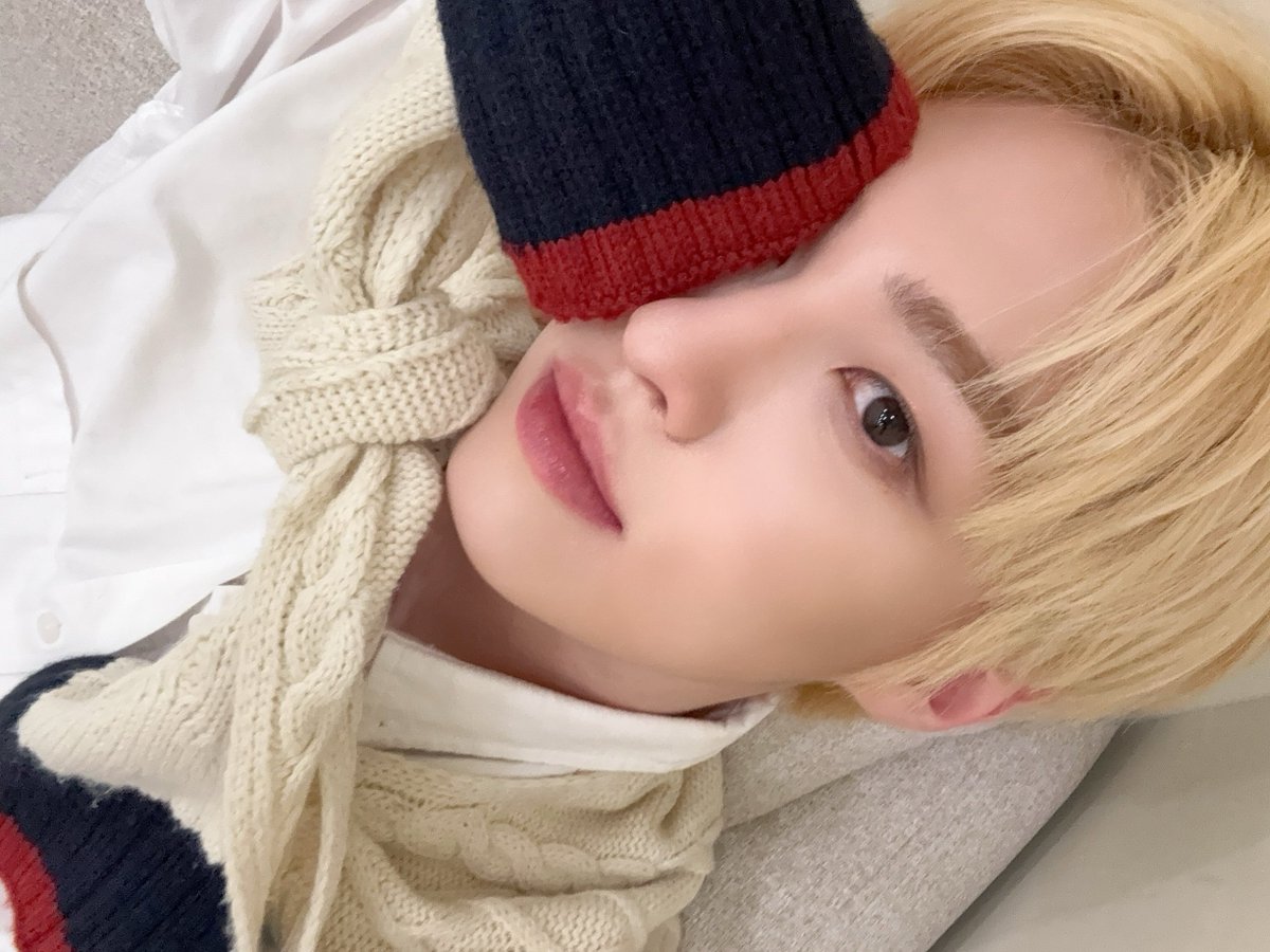 by_EPEX's tweet photo. 든이보고 힘내자💪😉

#EPEX #이펙스 #AYDEN #에이든 https://t.co/ZYzqpOiZWF