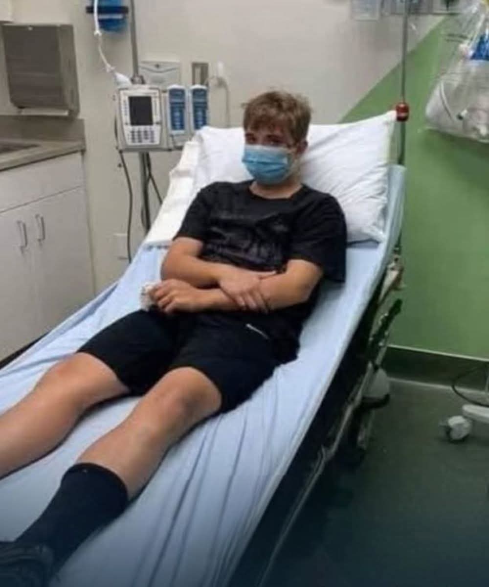 CrazyVibes_1's tweet image. This is Tanner. Seventeen years old, with the attentive eyes of someone who quietly observes the world, and a heart that beats fiercely for others—even when no one is watching.

Yesterday, he was at the park with his mother and younger siblings. A normal day, one of those where…