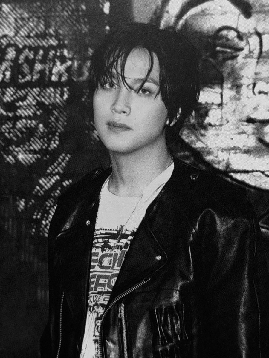 chi (@sskngntuk) on Twitter photo 