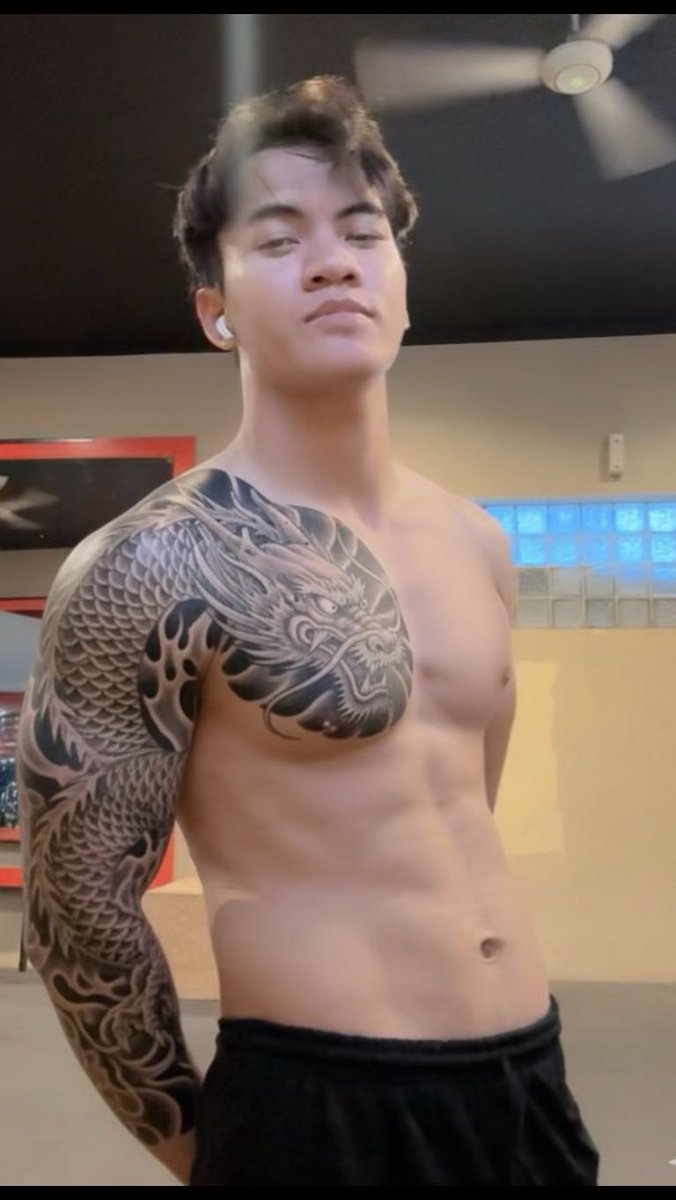 Kyugaleon78 (@prayugaviky) on Twitter photo 