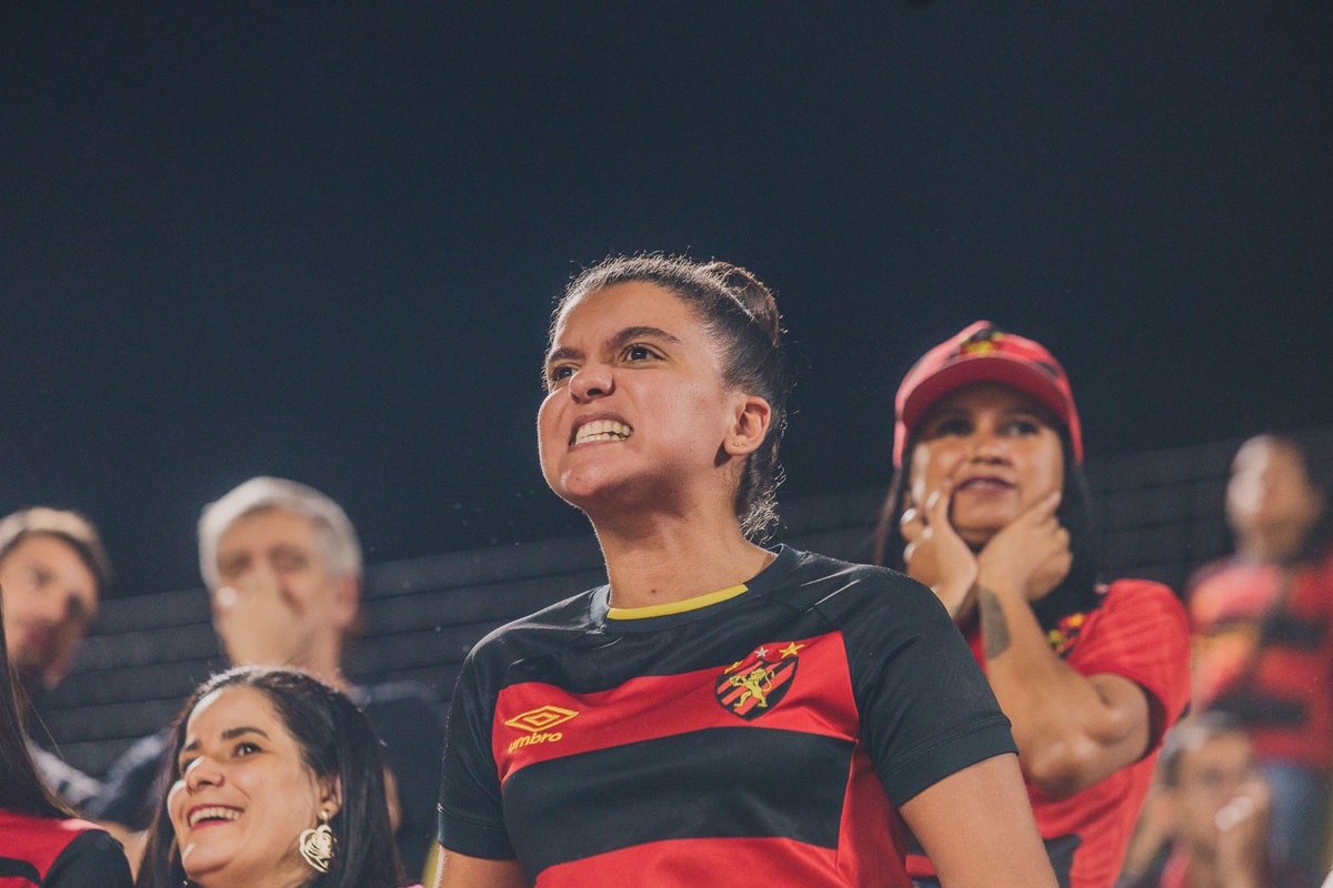 Fotos disponíveis :

banlek.com/album/17a6a6