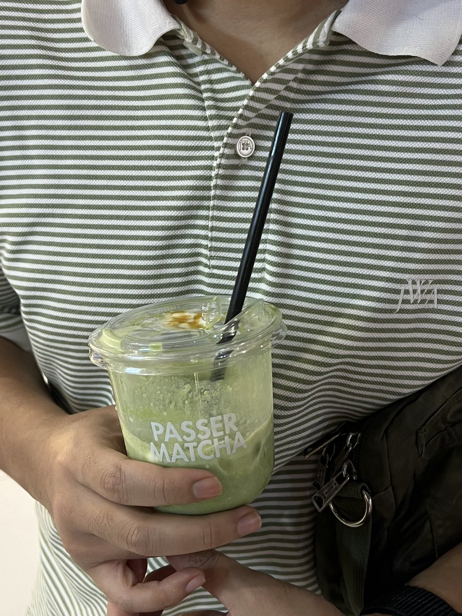 bilaprasetio's tweet photo. today I’m grateful for..

banana matcha &amp; negara blok m🧑🏾‍🎤 https://t.co/iO2a10iARb