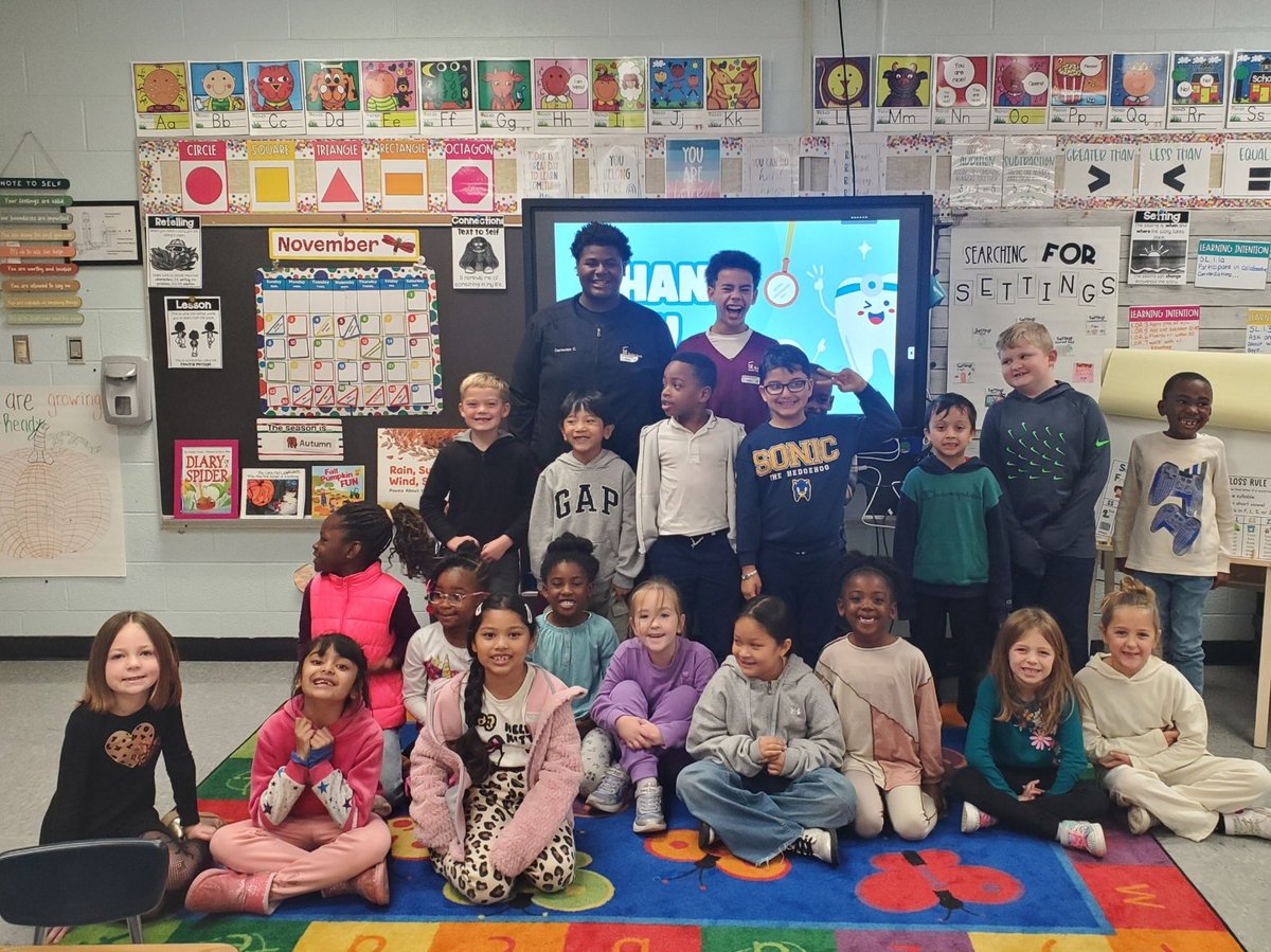 Hayes/Sanchez tweet media