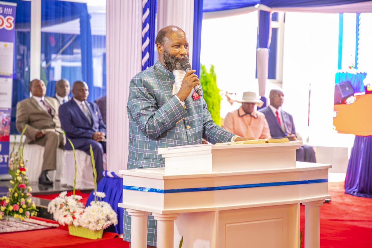 <a href="/DelphineEvelyn1/">Delphine Evelyne 🇦🇪</a> #EndTimeGlobalWord it's the only announcement for the evacuation of the church, for this earth it's not our home