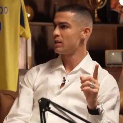 NoodleHairCR7's tweet image. 🚨 Cristiano Ronaldo: &quot;In Argentina they tell Garnacho not to celebrate like Cristiano its not good. I find it weird, he&apos;s a kid, let him play. I&apos;ve never said to a Portuguese player to dislike Messi.&quot;