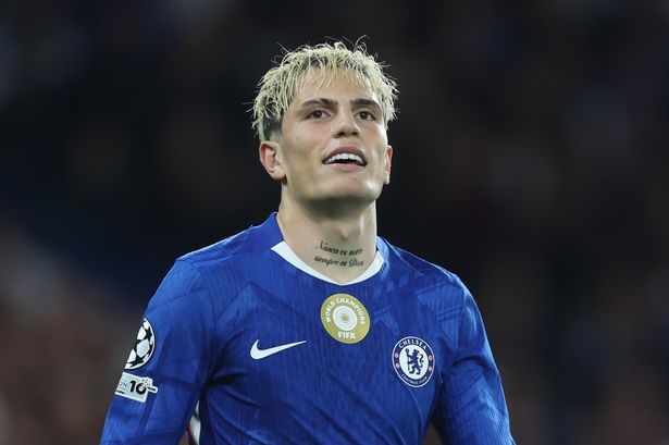 NoodleHairCR7's tweet image. 🚨 Cristiano Ronaldo: &quot;In Argentina they tell Garnacho not to celebrate like Cristiano its not good. I find it weird, he&apos;s a kid, let him play. I&apos;ve never said to a Portuguese player to dislike Messi.&quot;