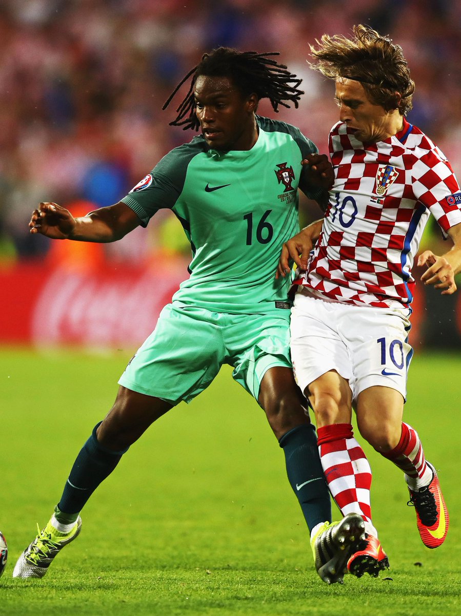 vsrsus's tweet image. 2016 Renato Sanches. No caption needed.